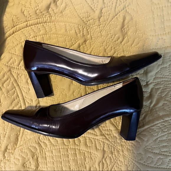 Ann Taylor pumps - Picture 5 of 10